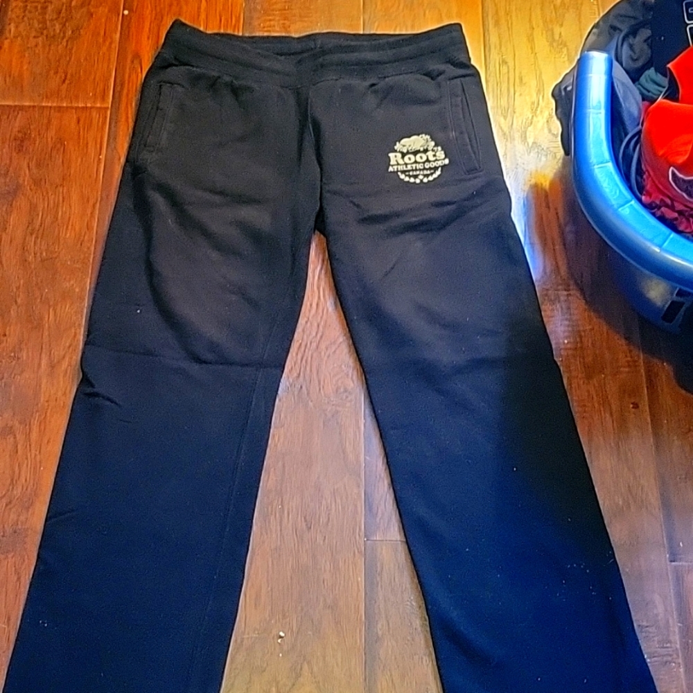 Roots Classic Open pant size small black/white vintage